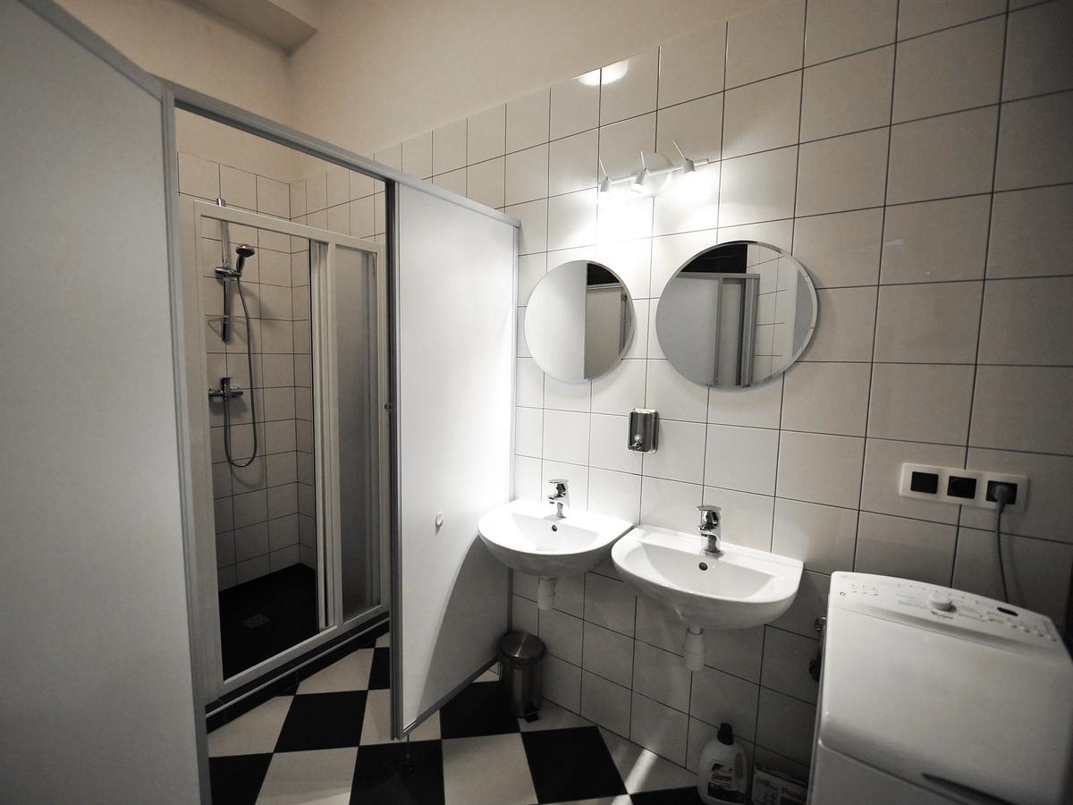 4Rooms Hostel Львів Екстер'єр фото